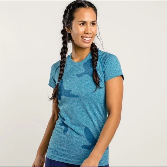 OISELLE FLYTE SHORT SLEEVE SHIRT SMALL - Picture 1 of 8